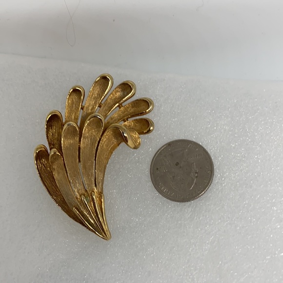 “JJ” Jonette vintage pin - Picture 4 of 4